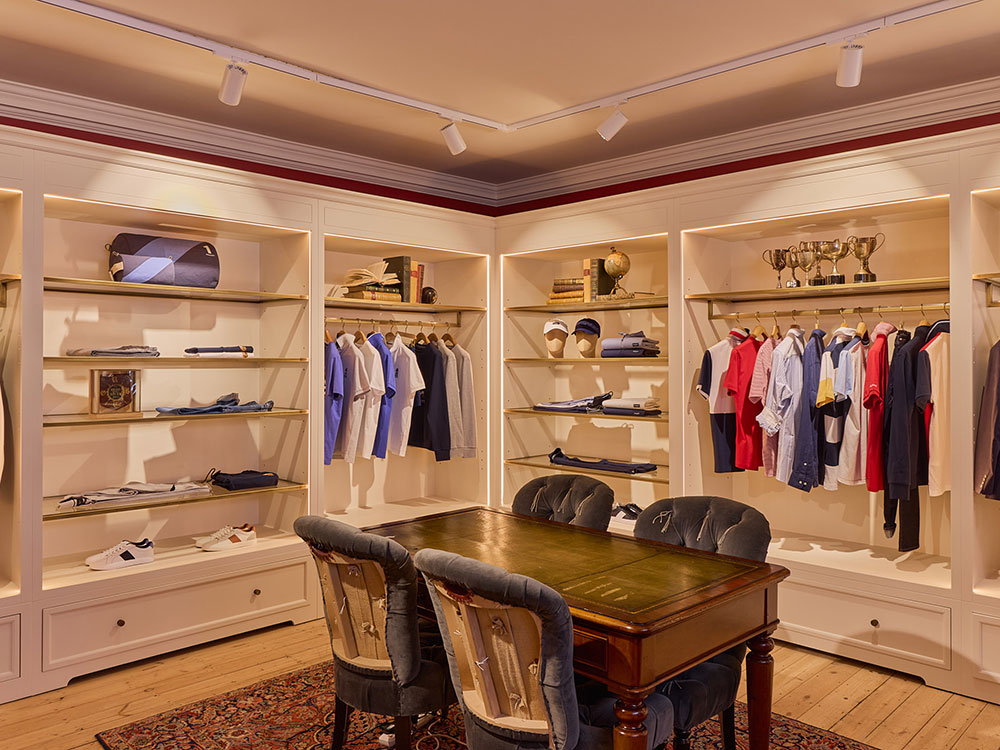 Fitout of Hackett's Flagship Store: No.14 Savile Row, London Fitout of Hackett's Flagship Store: No.14 Savile Row, London